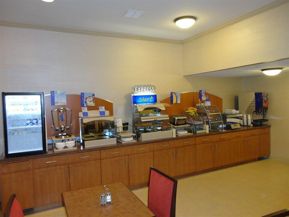 Holiday Inn Express & Suites Indianapolis North - Carmel By Ihg Luaran gambar