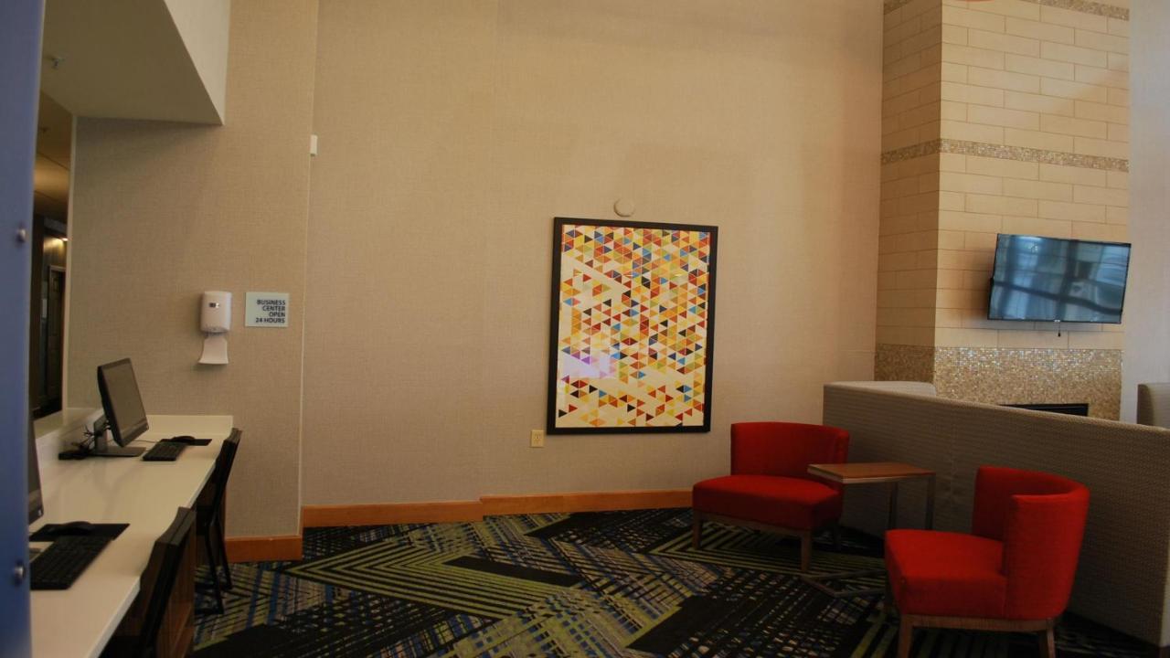 Holiday Inn Express & Suites Indianapolis North - Carmel By Ihg Luaran gambar