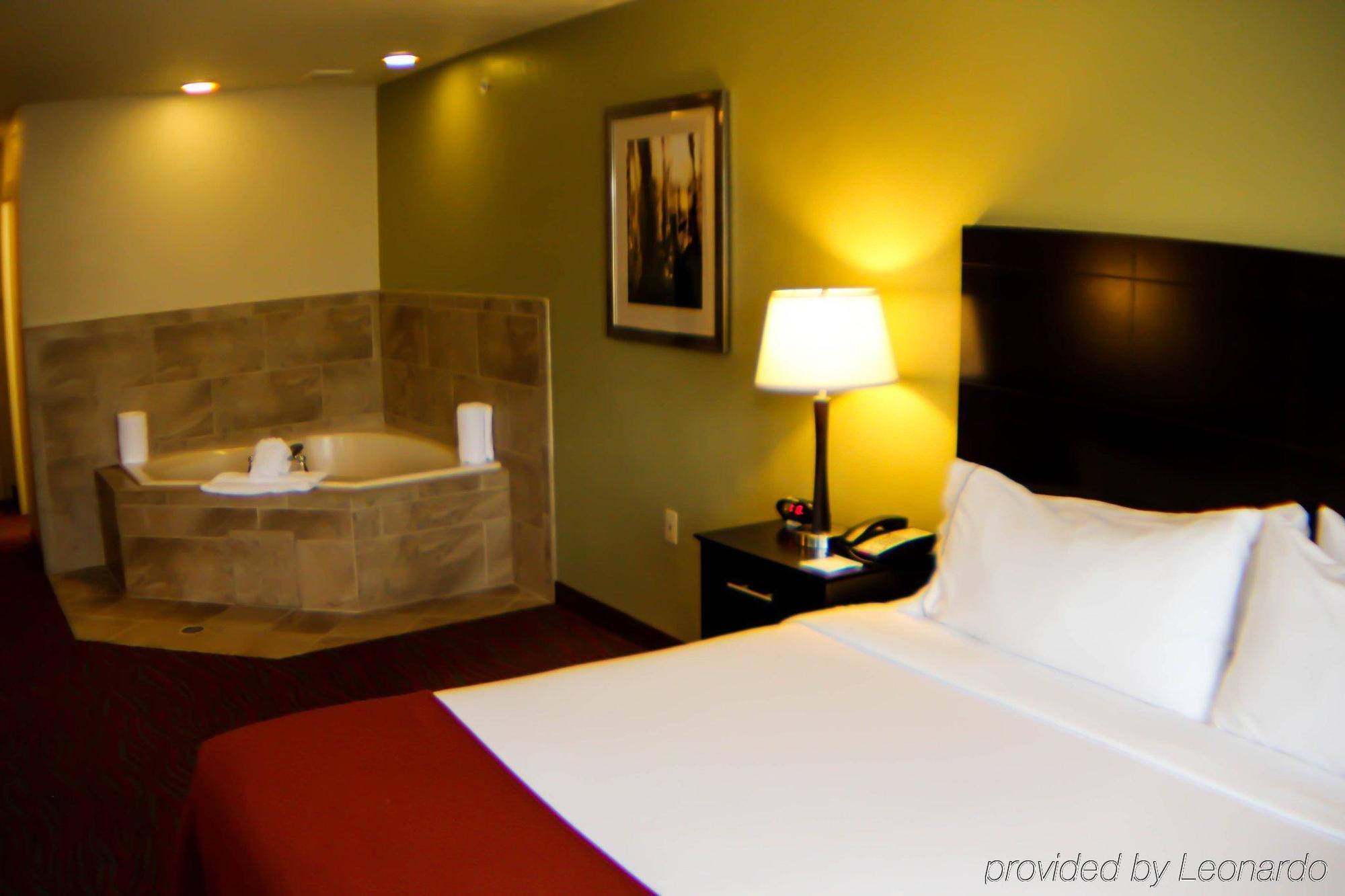 Holiday Inn Express & Suites Indianapolis North - Carmel By Ihg Luaran gambar