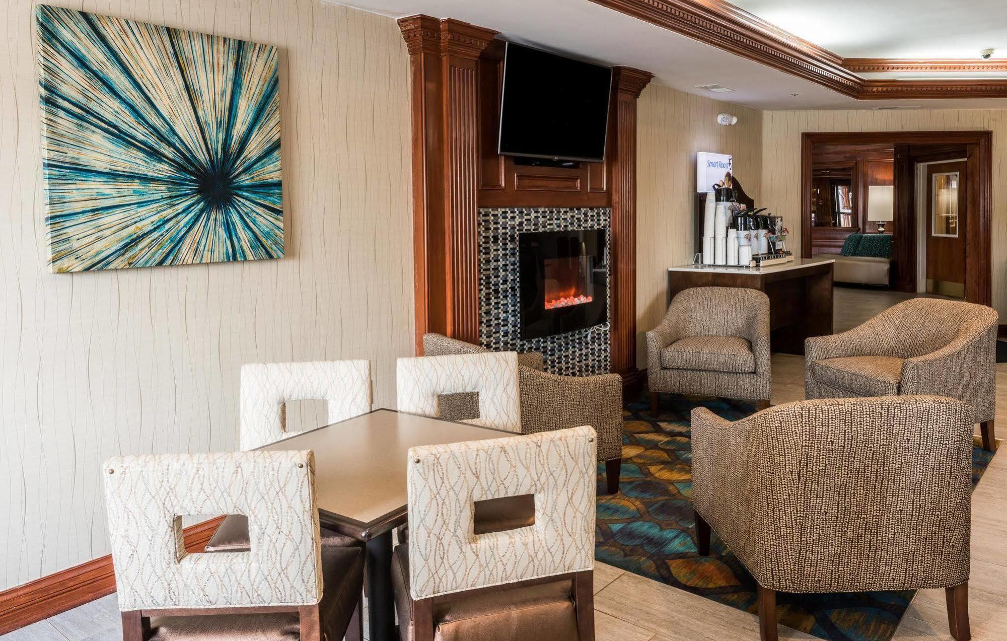 Holiday Inn Express & Suites Indianapolis North - Carmel By Ihg Luaran gambar
