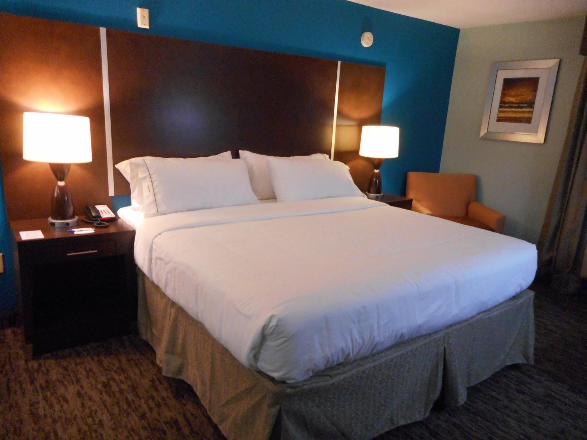 Holiday Inn Express & Suites Indianapolis North - Carmel By Ihg Luaran gambar
